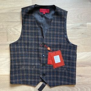 Boys’ Gioberti Brown Plaid Button Vest - Size 7